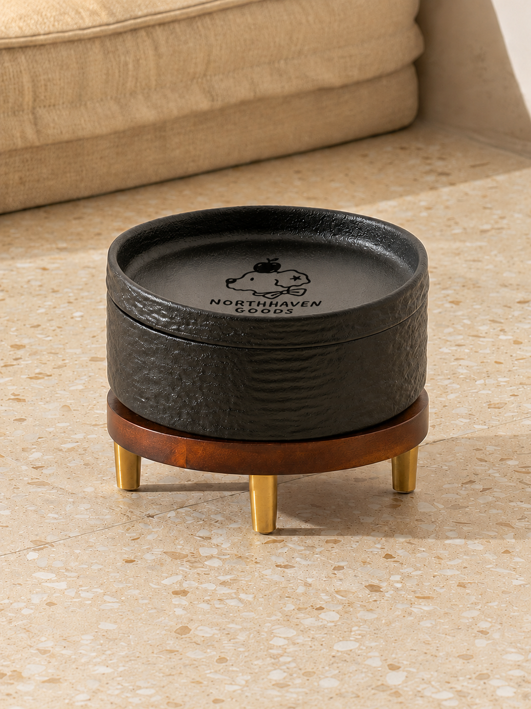 Clear Water Level Ceramic Pet Bowl with Raised Stand Design