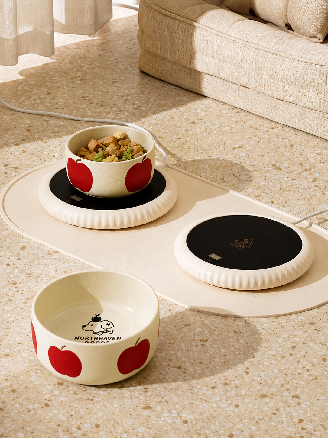 Cozy Heated Ceramic Pet Bowl for Winter Feeding and Drinking
