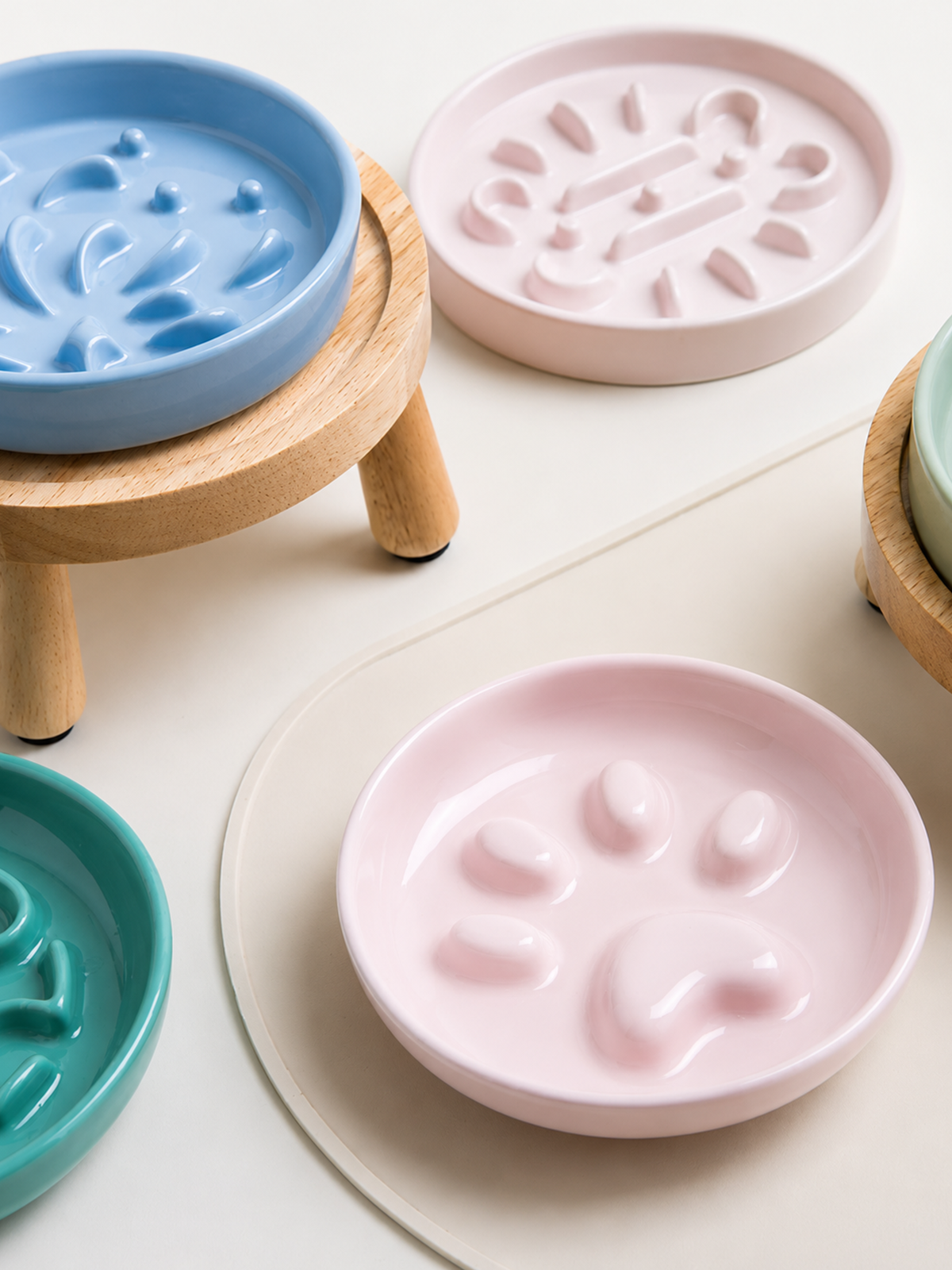 Elevated Ceramic Pet Dining Bowl Set for Cats and Dogs