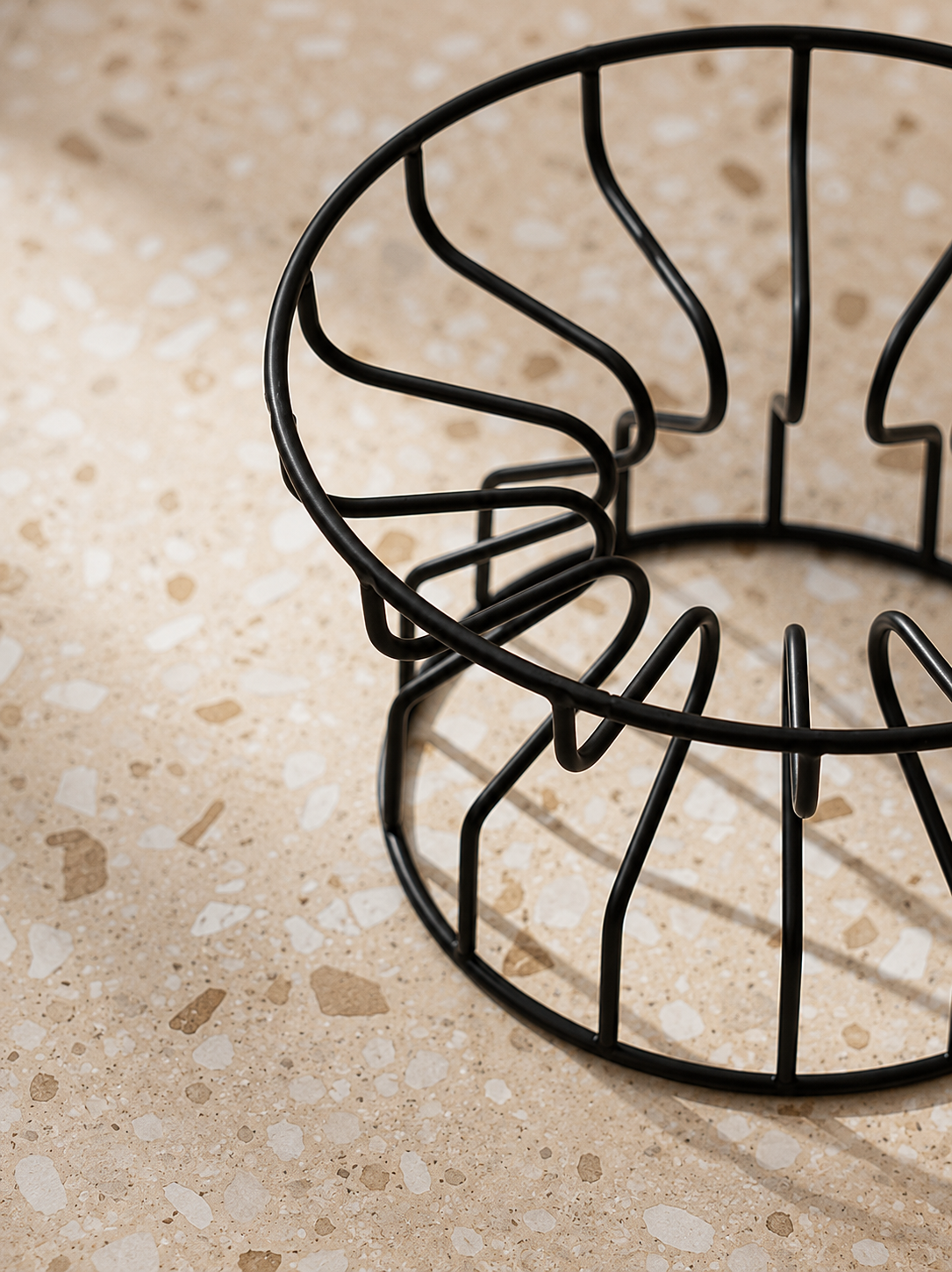 Ergonomic Raised Ceramic Bowl for Small Dogs and Cats