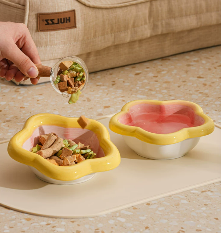 Anti-Chin Acne Ceramic Pet Food Bowl with Non-Slip Design